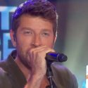 Watch Brett Eldredge Make “Today” Show Hosts Savannah Guthrie and Hoda Kotb Swoon